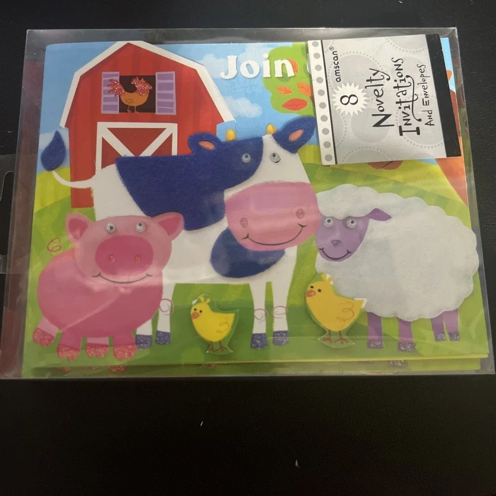 BARNYARD /FARM 8 NOVELTY INVITATIONS  W/ENVELOPES BIRTHDAY-CHILD  PARTY SUPPLIES
